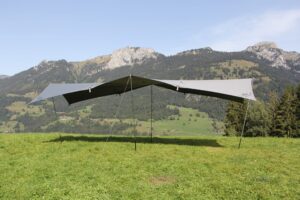 The Wildside Campervan Tarp steht auch alleine