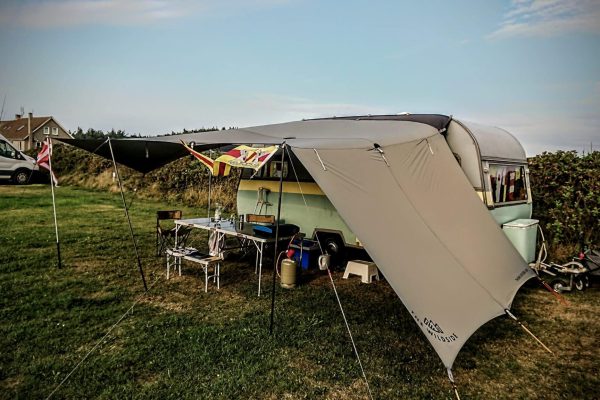 Attaching a tarp for an awning to the keder rail